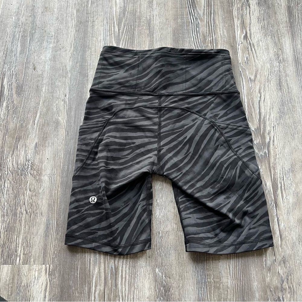 Lululemon Fast and Free Short 8" - Picture 7 of 13